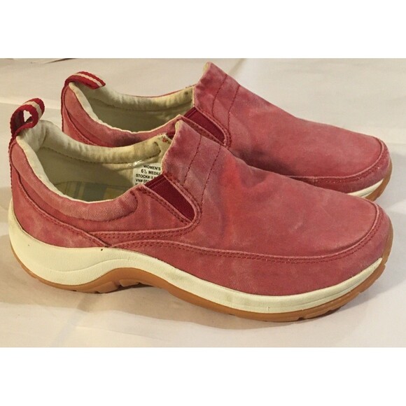 L.L. Bean Women’s Sunwashed Canvas Moc Shoes Red Size 6.5 Slip On Comfort EUC - Picture 2 of 10